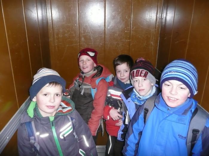2015-02-14 protiuder_zelena 15